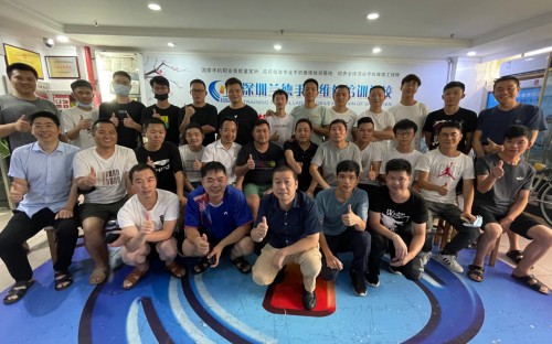 常年招生深圳兰德手机维修培训学校