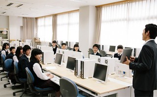 成都创培教育